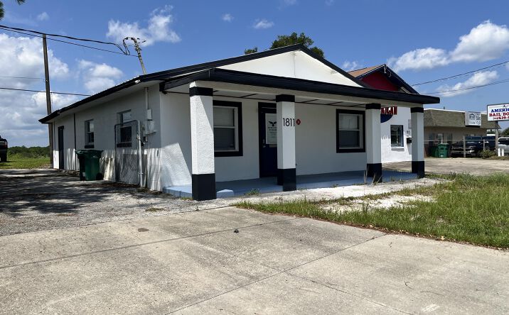 Pictures of Special Purpose property located at 1811 N Cocoa Boulevard, Cocoa, FL 32922 for lease - image #1