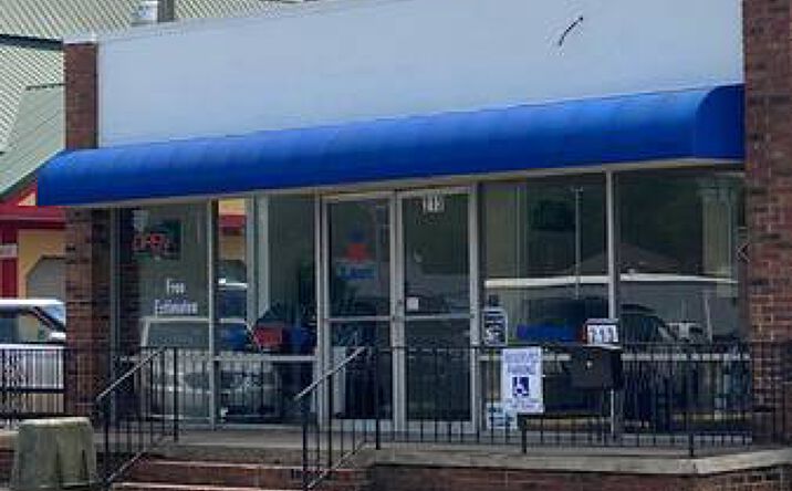 Pictures of Retail, Office, Restaurant property located at 213 W Dixon Blvd, Shelby, NC 28152 for lease - image #1