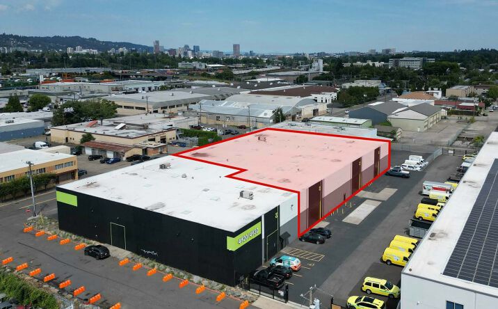 Pictures of Industrial property located at 4920 SE 26th Ave, Portland, OR 97202 for lease - image #1