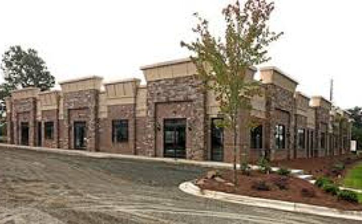Pictures of Retail, Office, Special Purpose property located at 490 Pineview Dr, Kernersville, NC 27284 for lease - image #1