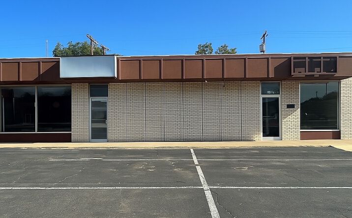 Pictures of Retail, Office property located at 4622 34th St, Lubbock, TX 79410 for lease - image #1