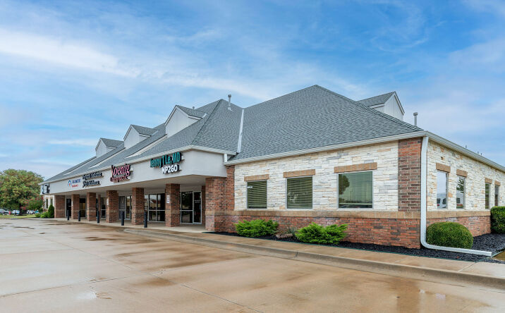 Pictures of Office, Special Purpose property located at 800 W 18th St, Edmond, OK 73013 for lease - image #1