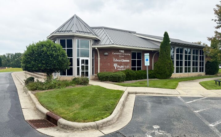 Pictures of Office property located at 1393 Carrollton Crossing Dr, Kernersville, NC 27284 for lease - image #1