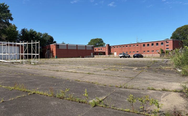 Pictures of Land property located at 1011 Gorge Blvd, Akron, OH 44310 for lease - image #1