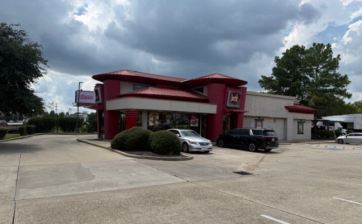 Pictures of Retail, Restaurant property located at 11310 Airline Hwy, Baton Rouge, LA 70809 for lease - image #1