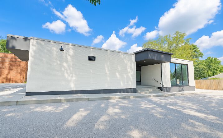 Pictures of Office property located at 751 Rue St. Francois St, Florissant, MO 63031 for lease - image #1