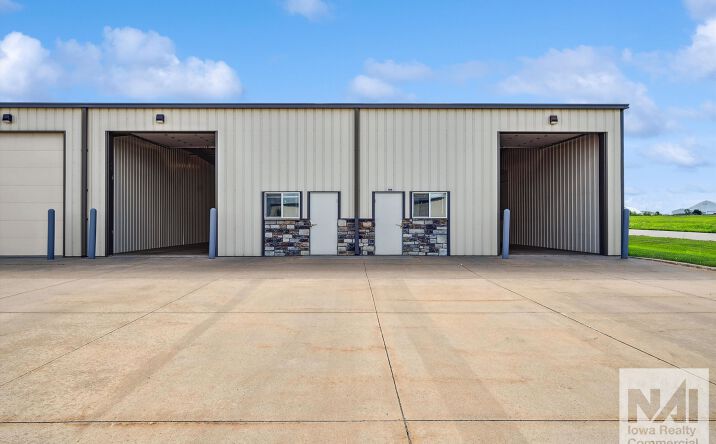 Pictures of Industrial property located at 4151 3rd Ave, Marion, IA 52302 for lease - image #1