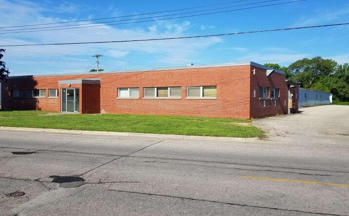 Pictures of Office, Industrial property located at 1502 Miller St, La Crosse, WI 54601 for lease - image #1