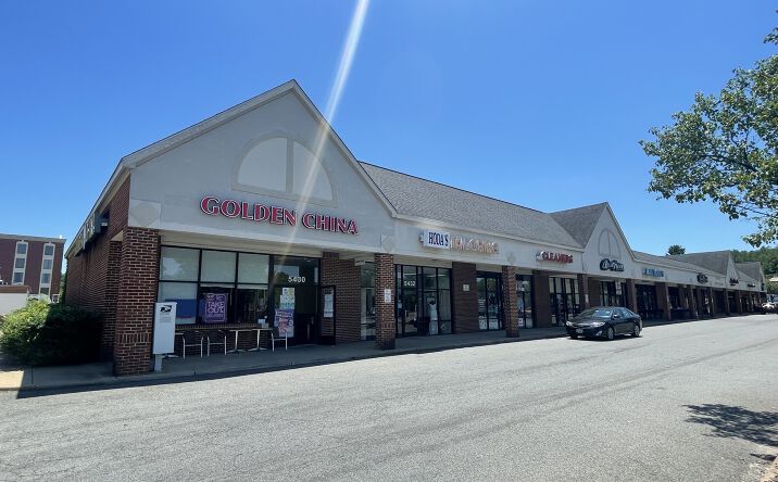 Pictures of Retail property located at 5438 Southpoint Plaza Way, Fredericksburg, VA 22407 for lease - image #1