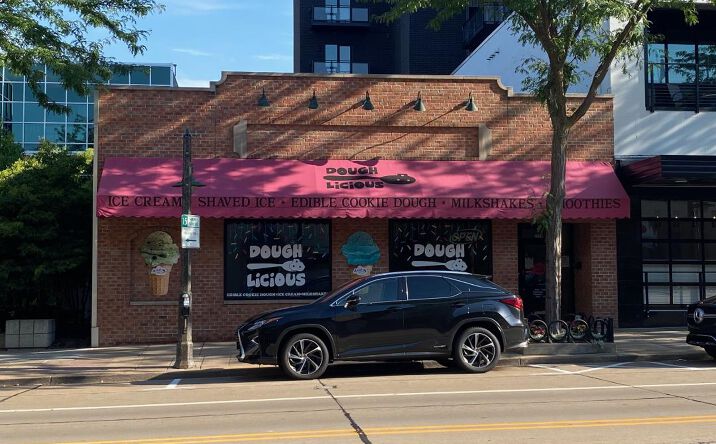 Pictures of Retail, Office, Restaurant property located at 322 W College Ave, Appleton, WI 54911 for lease - image #1