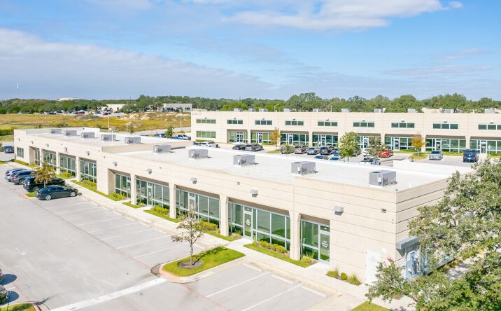 Pictures of Office property located at 1405 Arrow Point Dr, Cedar Park, TX 78613 for lease - image #1