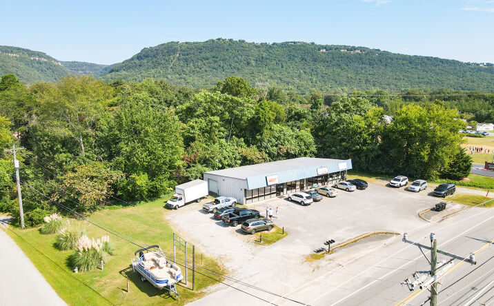 Pictures of Retail, Office, Special Purpose property located at 8437 Dayton Pike, Soddy-Daisy, TN 37379 for lease - image #1