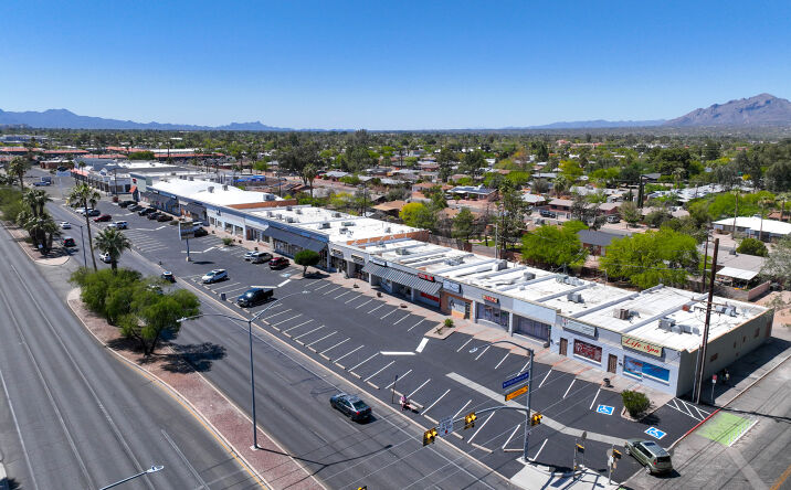 Pictures of Retail property located at 4805 E Speedway Blvd, Tucson, AZ 85712 for lease - image #1