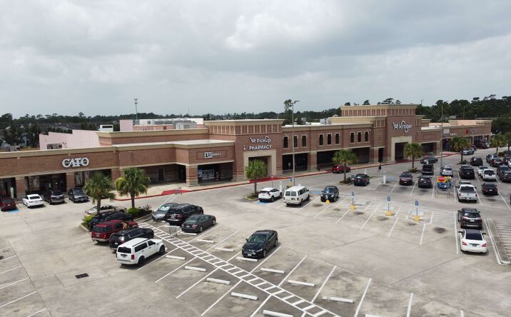 Pictures of Retail property located at 12620 Woodforest Blvd, Houston, TX 77015 for lease - image #1