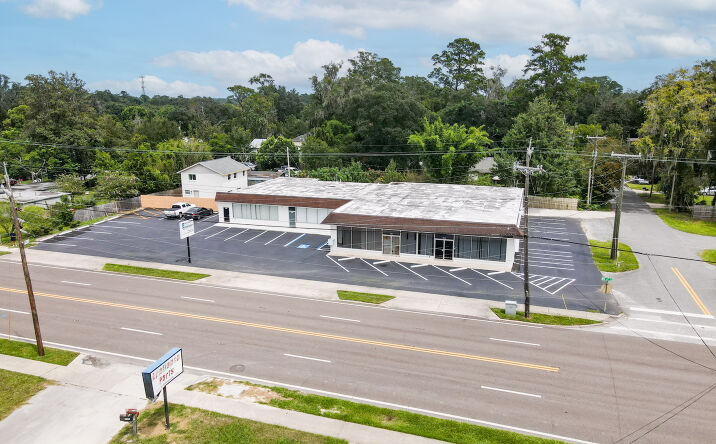 Pictures of Retail, Office property located at 2803 NW 6th St, Gainesville, FL 32609 for lease - image #1
