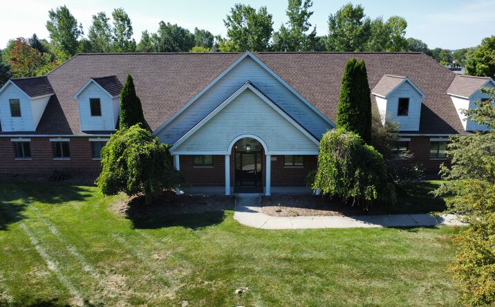 Pictures of Office property located at 1225 W Grand River Ave, Howell, MI 48843 for lease - image #1