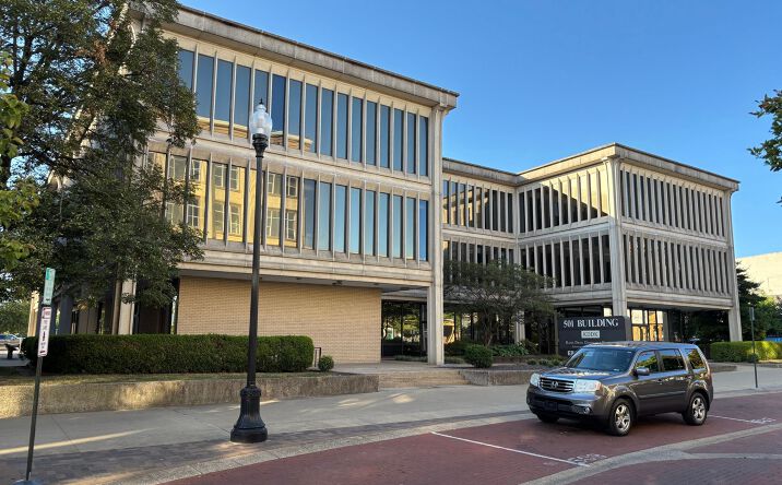 Pictures of Office property located at 501 Main St, Evansville, IN 47708 for lease - image #1