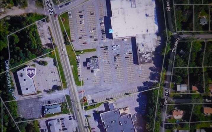 Pictures of Retail property located at 77 N Plank Road, Newburgh (Town), NY 12550 for lease - image #1