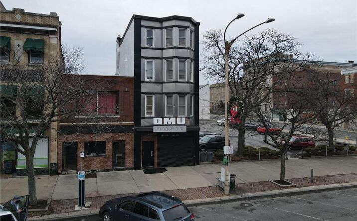 Pictures of Retail property located at 86 Broadway Storefront, Newburgh (City), NY 12550 for lease - image #1
