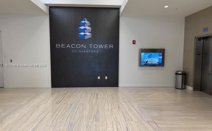 Pictures of Office property located at 20200 West Dixie Hwy # 809, Miami, FL 33180 for lease - image #1