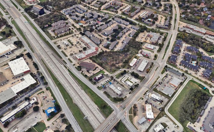 Pictures of Land property located at 2803 NE Green Oaks Blvd, Grand Prairie, TX 75050 for lease - image #1