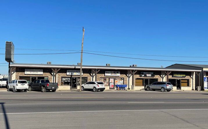 Pictures of Retail, Office property located at 128 N Saginaw Blvd, Saginaw, TX 76179 for lease - image #1