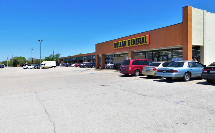 Pictures of Retail property located at 1420-1546 S Clark Rd, Duncanville, TX 75137 for lease - image #1