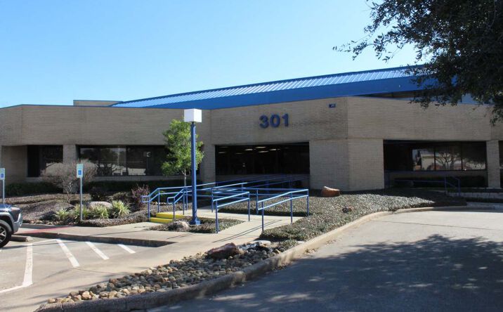 Pictures of Office property located at 301 S Sherman St, Richardson, TX 75081 for lease - image #1
