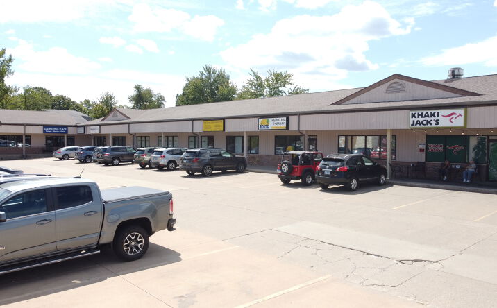 Pictures of Retail, Office property located at 7213 N Allen Rd, Peoria, IL 61614 for lease - image #1