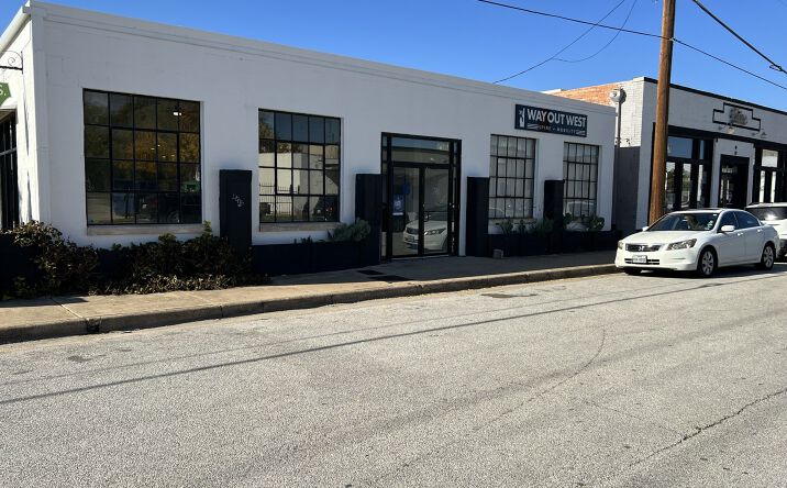 Pictures of Office property located at 120 St Louis Ave, Fort Worth, TX 76104 for lease - image #1