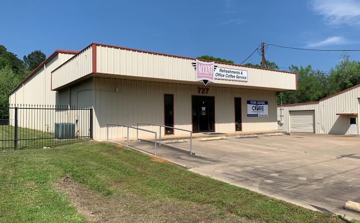 Pictures of Industrial property located at 727 SE Stallings Dr, 731 SE Stallings Dr, Nacogdoches, TX 75964 for lease - image #1