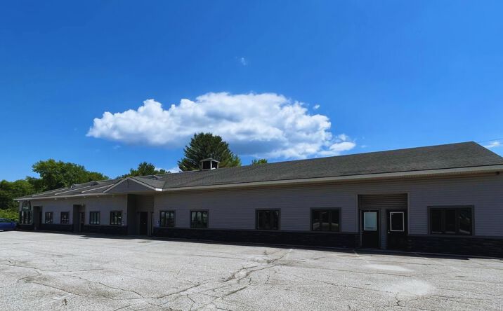 Pictures of Retail, Office property located at 11 Mechanic Falls Rd, Oxford, ME 04270 for lease - image #1