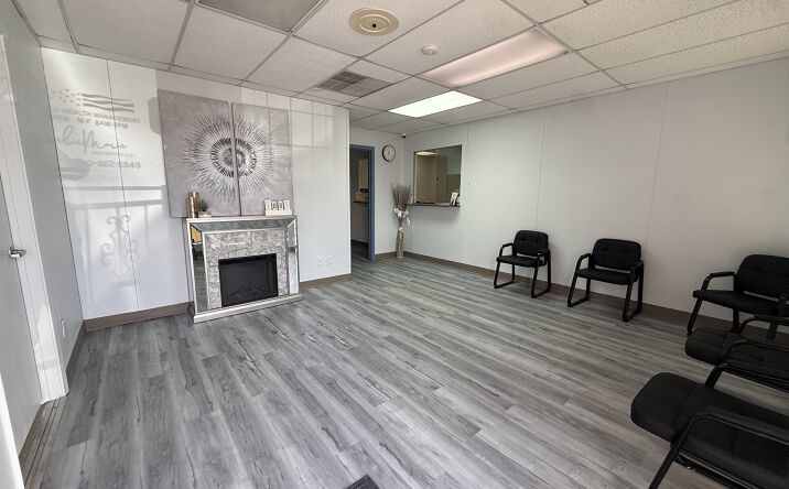 Pictures of Retail, Office property located at 4521 S Staples St, Corpus Christi, TX 78411 for lease - image #1