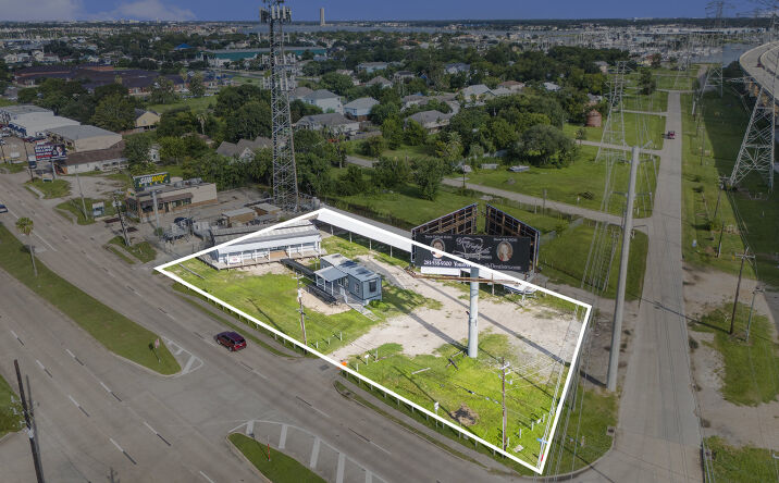Pictures of Retail, Office, Special Purpose property located at 204 FM 2094, Kemah, TX 77565 for lease - image #1