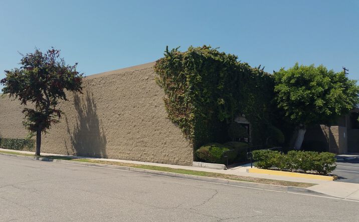 Pictures of Retail, Office, Special Purpose property located at 11727 South St, Artesia, CA 90701 for lease - image #1