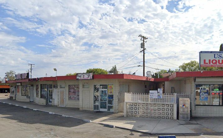 Pictures of Retail property located at 1634 N Cedar Ave, Fresno, CA 93703 for lease - image #1