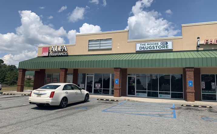 Pictures of Retail, Office, Restaurant property located at 2 W Ridge Dr, Phenix City, AL 36870 for lease - image #1