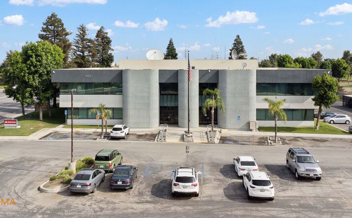 Pictures of Retail, Office property located at 1100 Mohawk St, Bakersfield, CA 93309 for lease - image #1