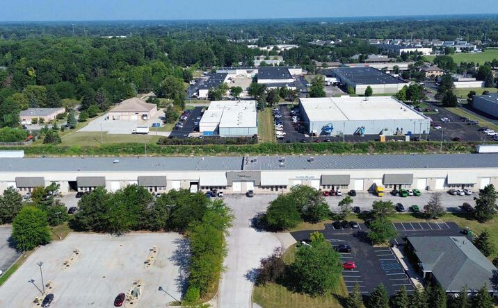 Pictures of Industrial property located at 381 Osage Dr, Maumee, OH 43537 for lease - image #1