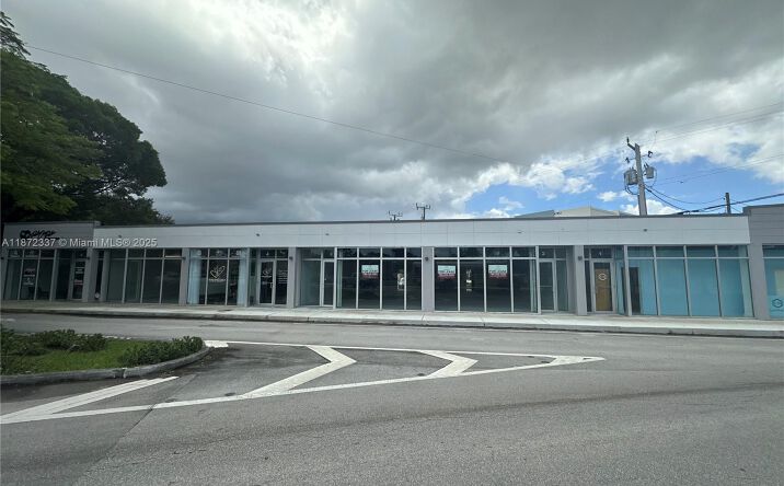 Pictures of Retail, Office property located at 10 S Royal Poinciana Blvd #2&3, Miami Springs, FL 33166 for lease - image #1