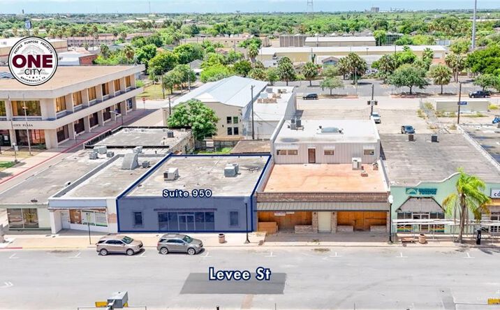 Pictures of Office, Retail property located at 950 E Levee Street, Brownsville, TX 78520 for lease - image #1