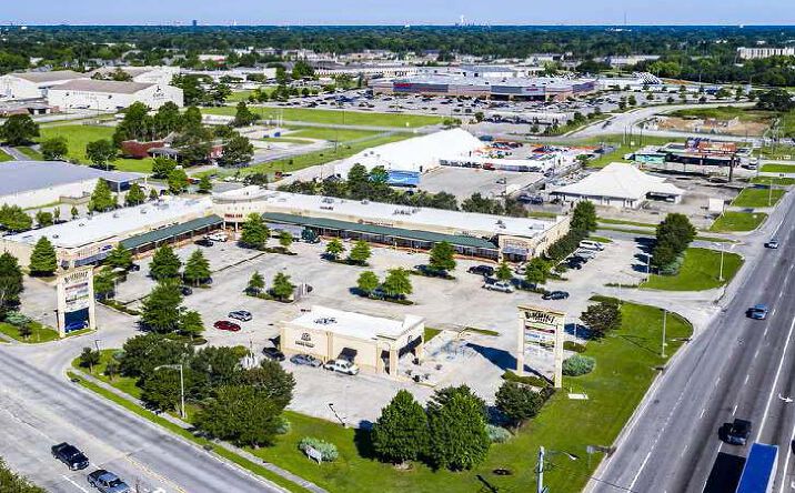 Pictures of Retail property located at 10330 Airline Hwy, Baton Rouge, LA 70809 for lease - image #1