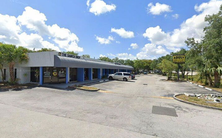 Pictures of Retail, Office property located at 2500 N Powerline Rd, Pompano Beach, FL 33069 for lease - image #1