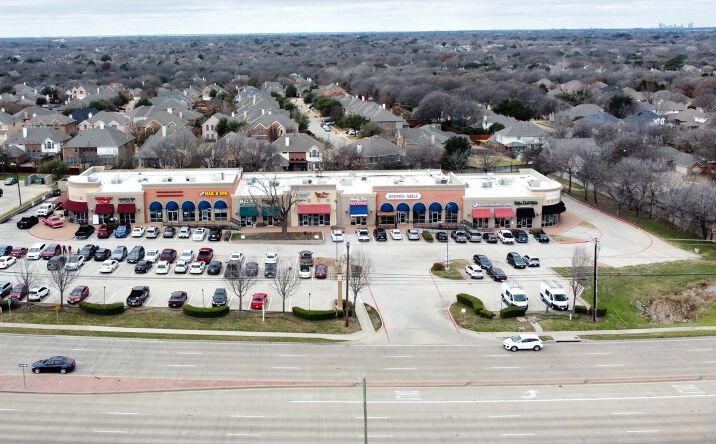 Pictures of Retail property located at 6204 S Cooper St, Arlington, TX 76001 for lease - image #1