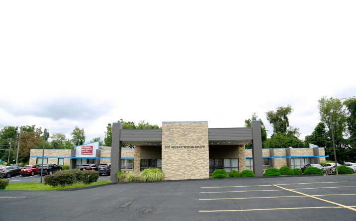 Pictures of Office property located at 300 Wedgewood Dr, Morgantown, WV 26505 for lease - image #1
