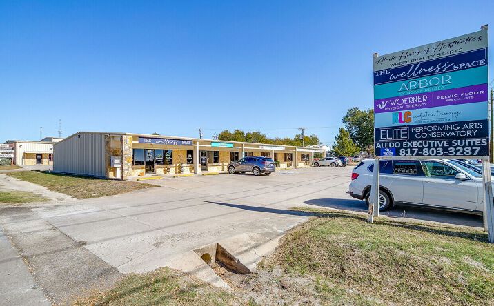 Pictures of Retail, Office, Industrial property located at 9907 E Bankhead Hwy, Aledo, TX 76008 for lease - image #1