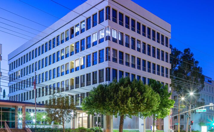 Pictures of Office property located at 2701 W Alameda Ave, Burbank, CA 91505 for lease - image #1