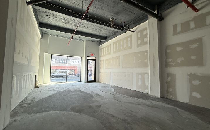 Pictures of Retail, Office property located at 166-36 Jamaica Ave, Queens, NY 11432 for lease - image #1