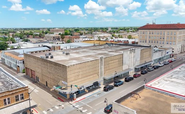 Pictures of Retail, Office, Restaurant property located at 935 E Elizabeth St, Brownsville, TX 78520 for lease - image #1