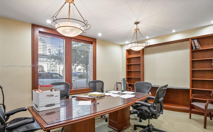 Pictures of Office property located at 4551 Ponce De Leon Blvd, Coral Gables, FL 33146 for lease - image #1